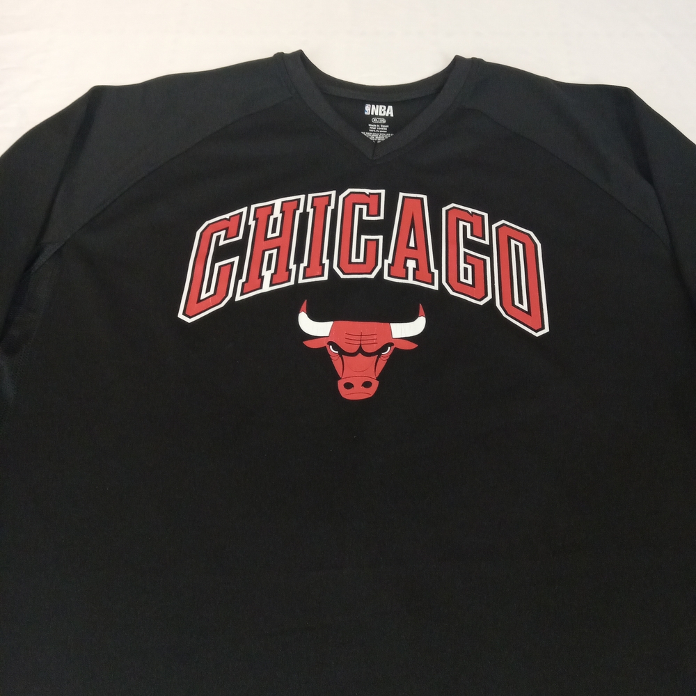 Chicago Bulls Men's Black Long Sleeve Shirt Size XLarge - Picture 6 of 8